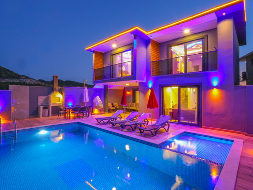  gece  -  Kasım
  | Kaş Bayındır'da Doğa Manzaralı, Korunaklı Muhafazakar Villa